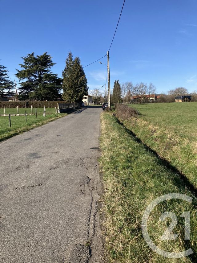 Afficher la photo en grand terrain à vendre - 2500.0 m2 - MONTREJEAU - 31 - MIDI-PYRENEES - Century 21 Pyrénées Immo