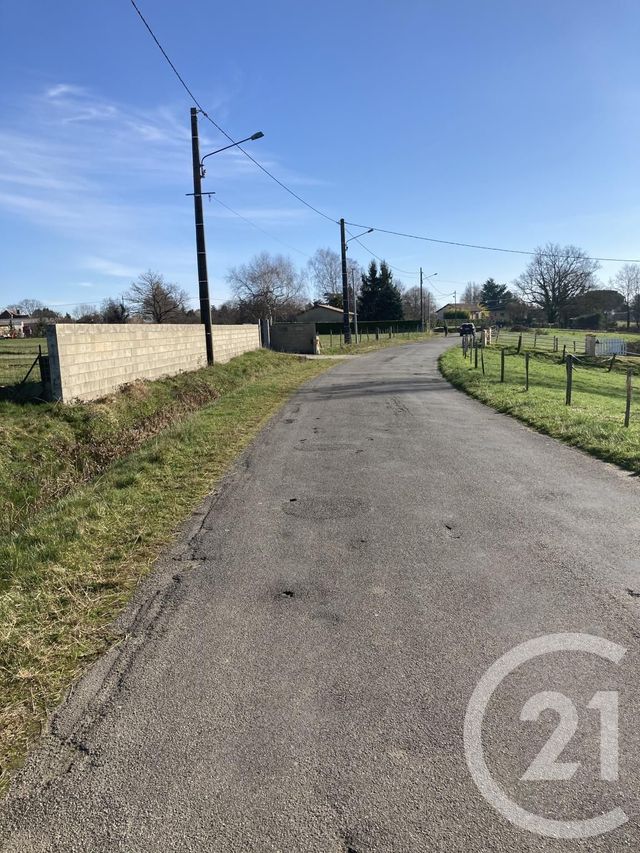 Afficher la photo en grand terrain à vendre - 2500.0 m2 - MONTREJEAU - 31 - MIDI-PYRENEES - Century 21 Pyrénées Immo