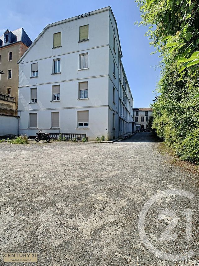 Afficher la photo en grand Appartement F2 à vendre - 2 pièces - 31.0 m2 - ST GAUDENS - 31 - MIDI-PYRENEES - Century 21 Pyrénées Immo