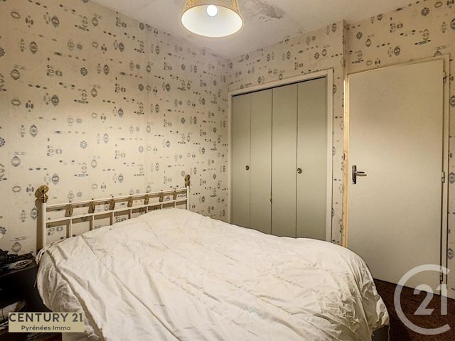Afficher la photo en grand Appartement T2 à vendre - 2 pièces - 40.0 m2 - BAGNERES DE LUCHON - 31 - MIDI-PYRENEES - Century 21 Pyrénées Immo