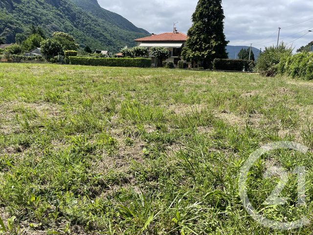 Afficher la photo en grand terrain à vendre - 1295.0 m2 - CHAUM - 31 - MIDI-PYRENEES - Century 21 Pyrénées Immo