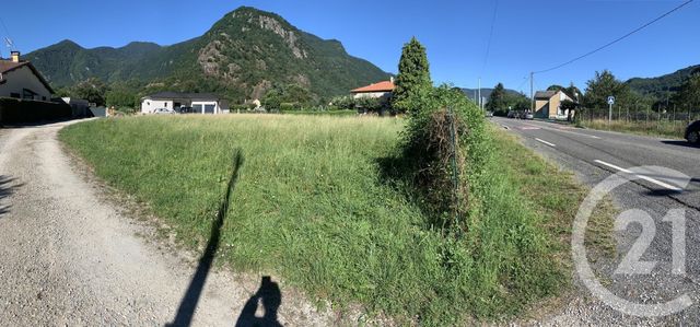 Afficher la photo en grand terrain à vendre - 1295.0 m2 - CHAUM - 31 - MIDI-PYRENEES - Century 21 Pyrénées Immo