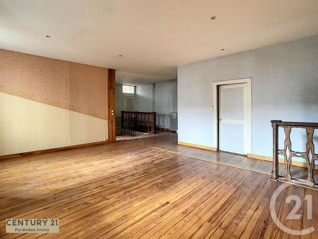 Afficher la photo en grand immeuble à vendre - 400.0 m2 - ST GAUDENS - 31 - MIDI-PYRENEES - Century 21 Pyrénées Immo
