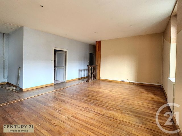 Afficher la photo en grand immeuble à vendre - 400.0 m2 - ST GAUDENS - 31 - MIDI-PYRENEES - Century 21 Pyrénées Immo