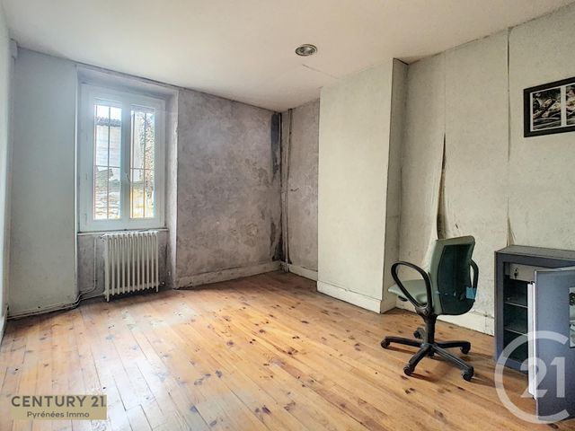 Afficher la photo en grand immeuble à vendre - 400.0 m2 - ST GAUDENS - 31 - MIDI-PYRENEES - Century 21 Pyrénées Immo