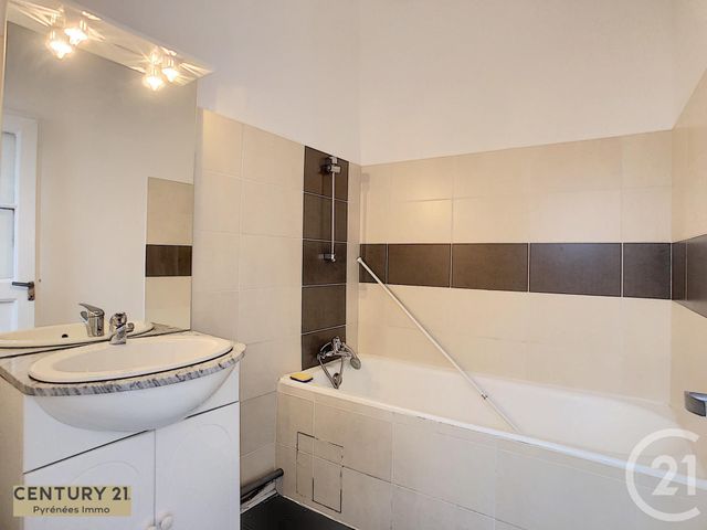 Afficher la photo en grand immeuble à vendre - 120.0 m2 - ST GAUDENS - 31 - MIDI-PYRENEES - Century 21 Pyrénées Immo
