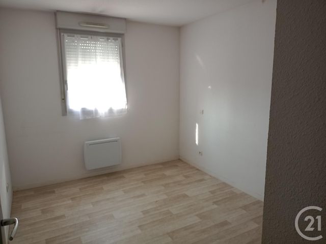 Afficher la photo en grand Appartement F3 à vendre - 3 pièces - 52.19 m2 - ST GAUDENS - 31 - MIDI-PYRENEES - Century 21 Pyrénées Immo