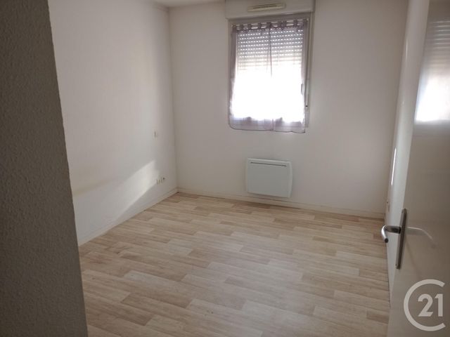 Afficher la photo en grand Appartement F3 à vendre - 3 pièces - 52.19 m2 - ST GAUDENS - 31 - MIDI-PYRENEES - Century 21 Pyrénées Immo