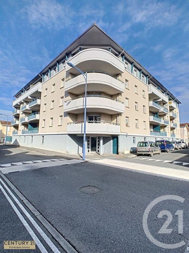 Afficher la photo en grand Appartement F3 à vendre - 3 pièces - 52.19 m2 - ST GAUDENS - 31 - MIDI-PYRENEES - Century 21 Pyrénées Immo