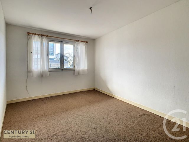 Afficher la photo en grand Appartement F3 à vendre - 3 pièces - 63.23 m2 - ST GAUDENS - 31 - MIDI-PYRENEES - Century 21 Pyrénées Immo