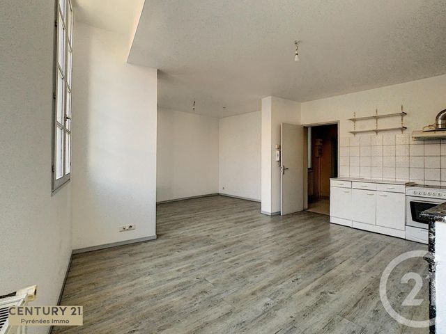 Appartement Duplex à vendre - 3 pièces - 85.88 m2 - ST GAUDENS - 31 - MIDI-PYRENEES - Century 21 Pyrénées Immo Appartement Duplex à vendre - 3 pièces - 85.88 m2 - ST GAUDENS - 31 - MIDI-PYRENEES - Century 21 Pyrénées Immo
