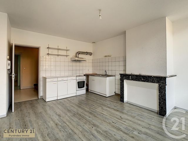 Appartement Duplex à vendre - 3 pièces - 85.88 m2 - ST GAUDENS - 31 - MIDI-PYRENEES - Century 21 Pyrénées Immo Appartement Duplex à vendre - 3 pièces - 85.88 m2 - ST GAUDENS - 31 - MIDI-PYRENEES - Century 21 Pyrénées Immo