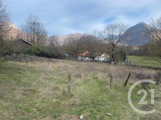Afficher la photo en grand terrain à vendre - 1910.0 m2 - CIERP GAUD - 31 - MIDI-PYRENEES - Century 21 Pyrénées Immo