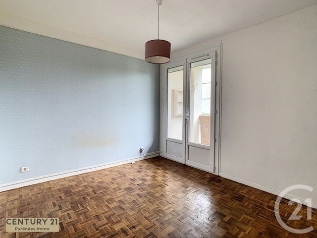 Afficher la photo en grand Appartement F3 à vendre - 3 pièces - 67.0 m2 - ST GAUDENS - 31 - MIDI-PYRENEES - Century 21 Pyrénées Immo