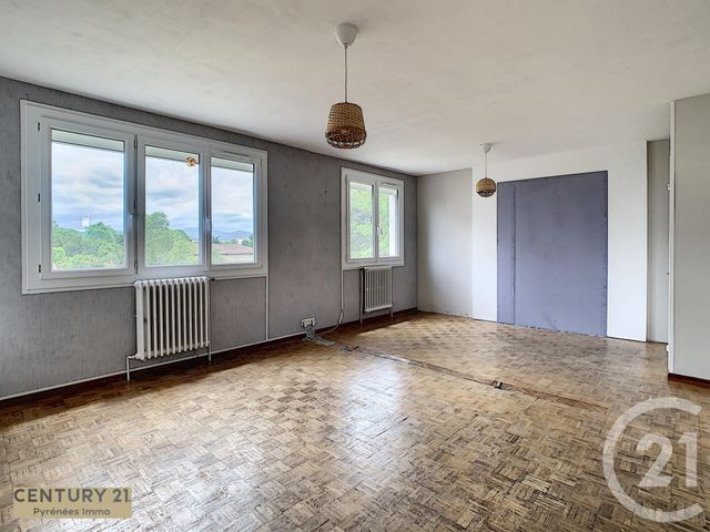 Afficher la photo en grand Appartement F3 à vendre - 3 pièces - 67.0 m2 - ST GAUDENS - 31 - MIDI-PYRENEES - Century 21 Pyrénées Immo