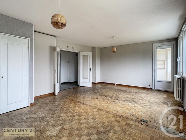 Afficher la photo en grand Appartement F3 à vendre - 3 pièces - 67.0 m2 - ST GAUDENS - 31 - MIDI-PYRENEES - Century 21 Pyrénées Immo