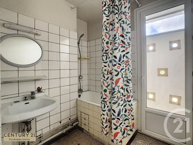 Afficher la photo en grand Appartement F3 à vendre - 3 pièces - 67.0 m2 - ST GAUDENS - 31 - MIDI-PYRENEES - Century 21 Pyrénées Immo