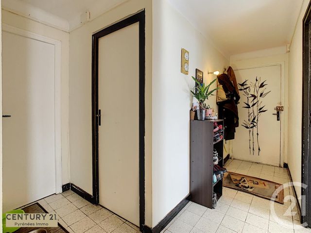 Appartement T3 à vendre - 3 pièces - 64.57 m2 - VALENTINE - 31 - MIDI-PYRENEES - Century 21 Pyrénées Immo Appartement T3 à vendre - 3 pièces - 64.57 m2 - VALENTINE - 31 - MIDI-PYRENEES - Century 21 Pyrénées Immo