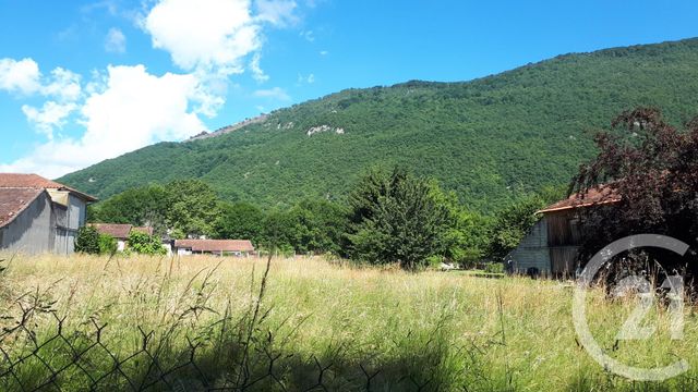 Afficher la photo en grand terrain à vendre - 1763.0 m2 - SIRADAN - 65 - MIDI-PYRENEES - Century 21 Pyrénées Immo