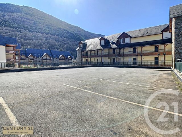 Afficher la photo en grand Appartement F4 à vendre - 4 pièces - 82.0 m2 - MONTAUBAN DE LUCHON - 31 - MIDI-PYRENEES - Century 21 Pyrénées Immo