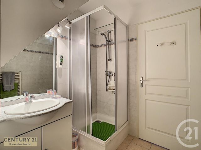 Afficher la photo en grand Appartement F4 à vendre - 4 pièces - 82.0 m2 - MONTAUBAN DE LUCHON - 31 - MIDI-PYRENEES - Century 21 Pyrénées Immo