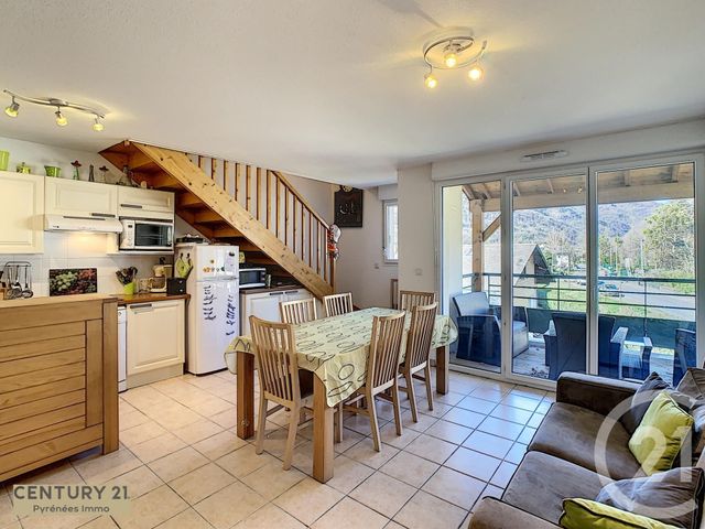 Afficher la photo en grand Appartement F4 à vendre - 4 pièces - 82.0 m2 - MONTAUBAN DE LUCHON - 31 - MIDI-PYRENEES - Century 21 Pyrénées Immo
