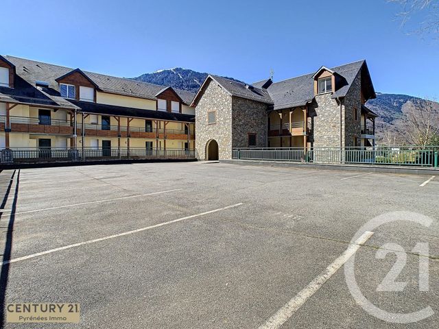 Afficher la photo en grand Appartement F4 à vendre - 4 pièces - 82.0 m2 - MONTAUBAN DE LUCHON - 31 - MIDI-PYRENEES - Century 21 Pyrénées Immo