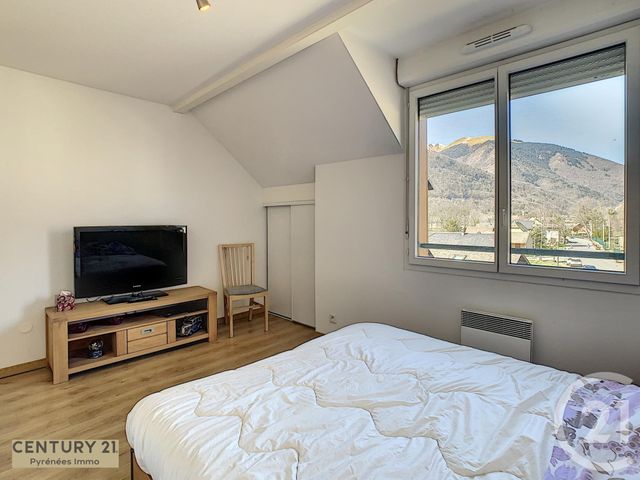Afficher la photo en grand Appartement F4 à vendre - 4 pièces - 82.0 m2 - MONTAUBAN DE LUCHON - 31 - MIDI-PYRENEES - Century 21 Pyrénées Immo
