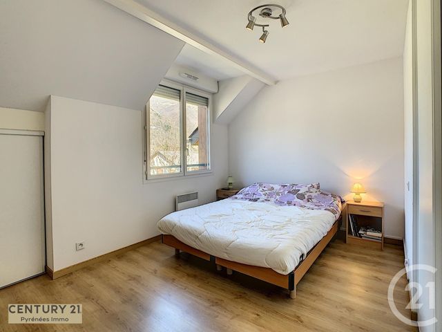 Afficher la photo en grand Appartement F4 à vendre - 4 pièces - 82.0 m2 - MONTAUBAN DE LUCHON - 31 - MIDI-PYRENEES - Century 21 Pyrénées Immo