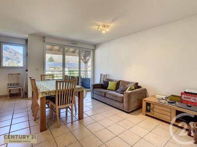 Afficher la photo en grand Appartement F4 à vendre - 4 pièces - 82.0 m2 - MONTAUBAN DE LUCHON - 31 - MIDI-PYRENEES - Century 21 Pyrénées Immo