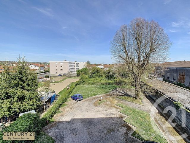 Afficher la photo en grand Appartement T3 à vendre - 3 pièces - 62.21 m2 - ST GAUDENS - 31 - MIDI-PYRENEES - Century 21 Pyrénées Immo