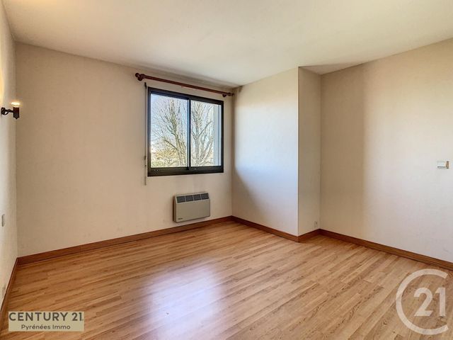 Afficher la photo en grand Appartement T3 à vendre - 3 pièces - 62.21 m2 - ST GAUDENS - 31 - MIDI-PYRENEES - Century 21 Pyrénées Immo