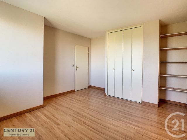 Afficher la photo en grand Appartement T3 à vendre - 3 pièces - 62.21 m2 - ST GAUDENS - 31 - MIDI-PYRENEES - Century 21 Pyrénées Immo
