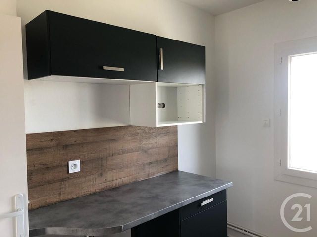 Afficher la photo en grand Appartement T3 à louer - 3 pièces - 54.01 m2 - ST GAUDENS - 31 - MIDI-PYRENEES - Century 21 Pyrénées Immo