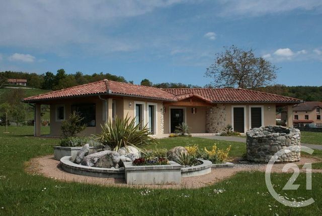 Afficher la photo en grand terrain à vendre - 2100.0 m2 - PONLAT TAILLEBOURG - 31 - MIDI-PYRENEES - Century 21 Pyrénées Immo
