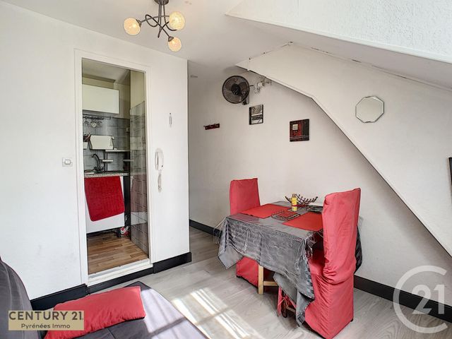 Appartement F2 à vendre - 2 pièces - 22.58 m2 - BAGNERES DE LUCHON - 31 - MIDI-PYRENEES - Century 21 Pyrénées Immo Appartement F2 à vendre - 2 pièces - 22.58 m2 - BAGNERES DE LUCHON - 31 - MIDI-PYRENEES - Century 21 Pyrénées Immo
