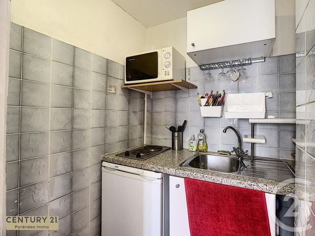 Appartement F2 à vendre - 2 pièces - 22.58 m2 - BAGNERES DE LUCHON - 31 - MIDI-PYRENEES - Century 21 Pyrénées Immo Appartement F2 à vendre - 2 pièces - 22.58 m2 - BAGNERES DE LUCHON - 31 - MIDI-PYRENEES - Century 21 Pyrénées Immo