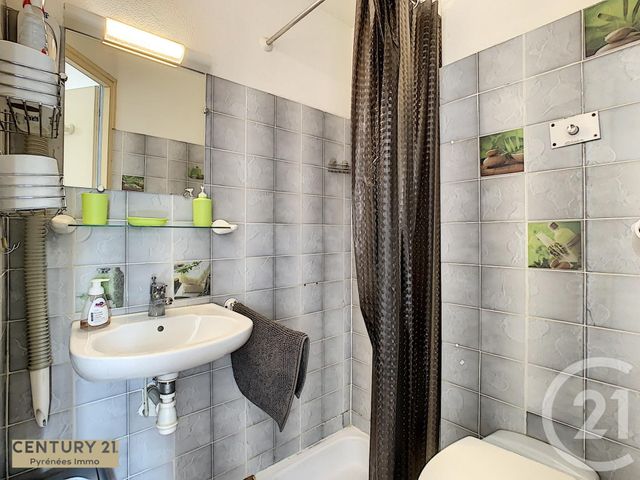 Appartement F2 à vendre - 2 pièces - 22.58 m2 - BAGNERES DE LUCHON - 31 - MIDI-PYRENEES - Century 21 Pyrénées Immo Appartement F2 à vendre - 2 pièces - 22.58 m2 - BAGNERES DE LUCHON - 31 - MIDI-PYRENEES - Century 21 Pyrénées Immo