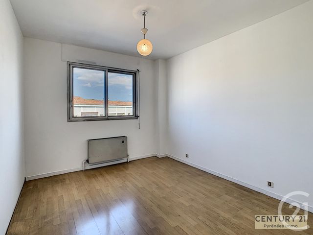 Afficher la photo en grand Appartement T4 à vendre - 4 pièces - 79.89 m2 - ST GAUDENS - 31 - MIDI-PYRENEES - Century 21 Pyrénées Immo
