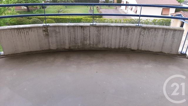Appartement T3 à louer - 3 pièces - 55.0 m2 - ST GAUDENS - 31 - MIDI-PYRENEES - Century 21 Pyrénées Immo Appartement T3 à louer - 3 pièces - 55.0 m2 - ST GAUDENS - 31 - MIDI-PYRENEES - Century 21 Pyrénées Immo
