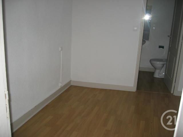 Appartement T2 à louer - 2 pièces - 27.94 m2 - ST GAUDENS - 31 - MIDI-PYRENEES - Century 21 Pyrénées Immo Appartement T2 à louer - 2 pièces - 27.94 m2 - ST GAUDENS - 31 - MIDI-PYRENEES - Century 21 Pyrénées Immo