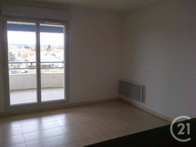 Appartement T3 à louer - 3 pièces - 52.0 m2 - ST GAUDENS - 31 - MIDI-PYRENEES - Century 21 Pyrénées Immo Appartement T3 à louer - 3 pièces - 52.0 m2 - ST GAUDENS - 31 - MIDI-PYRENEES - Century 21 Pyrénées Immo