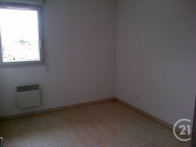 Appartement T3 à louer - 3 pièces - 52.0 m2 - ST GAUDENS - 31 - MIDI-PYRENEES - Century 21 Pyrénées Immo Appartement T3 à louer - 3 pièces - 52.0 m2 - ST GAUDENS - 31 - MIDI-PYRENEES - Century 21 Pyrénées Immo