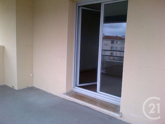 Appartement T3 à louer - 3 pièces - 52.0 m2 - ST GAUDENS - 31 - MIDI-PYRENEES - Century 21 Pyrénées Immo Appartement T3 à louer - 3 pièces - 52.0 m2 - ST GAUDENS - 31 - MIDI-PYRENEES - Century 21 Pyrénées Immo