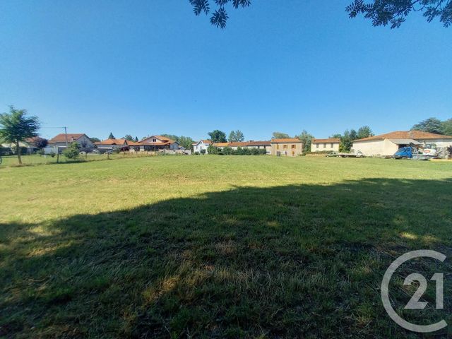 Afficher la photo en grand terrain à vendre - 2878.0 m2 - GOURDAN POLIGNAN - 31 - MIDI-PYRENEES - Century 21 Pyrénées Immo