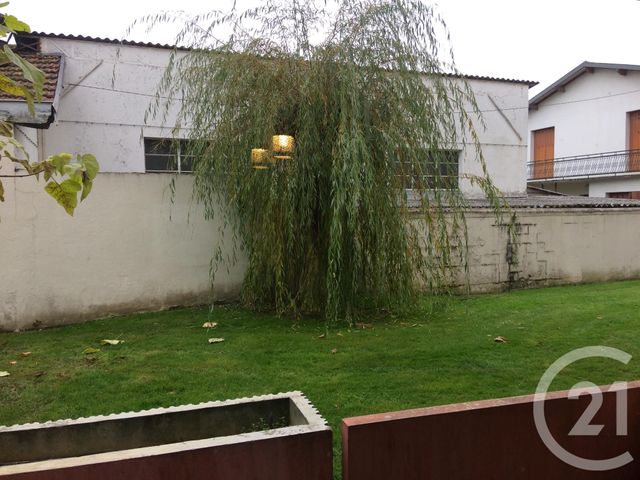Afficher la photo en grand Appartement T2 à louer - 2 pièces - 55.0 m2 - ST GAUDENS - 31 - MIDI-PYRENEES - Century 21 Pyrénées Immo