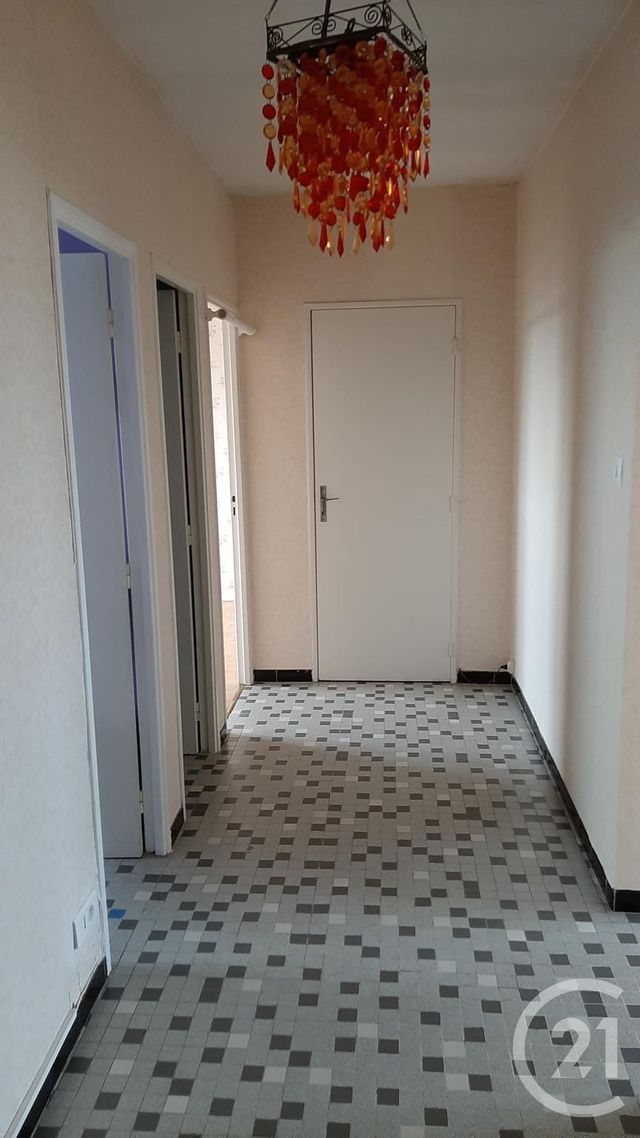 Afficher la photo en grand Appartement T3 à louer - 3 pièces - 68.72 m2 - ST GAUDENS - 31 - MIDI-PYRENEES - Century 21 Pyrénées Immo