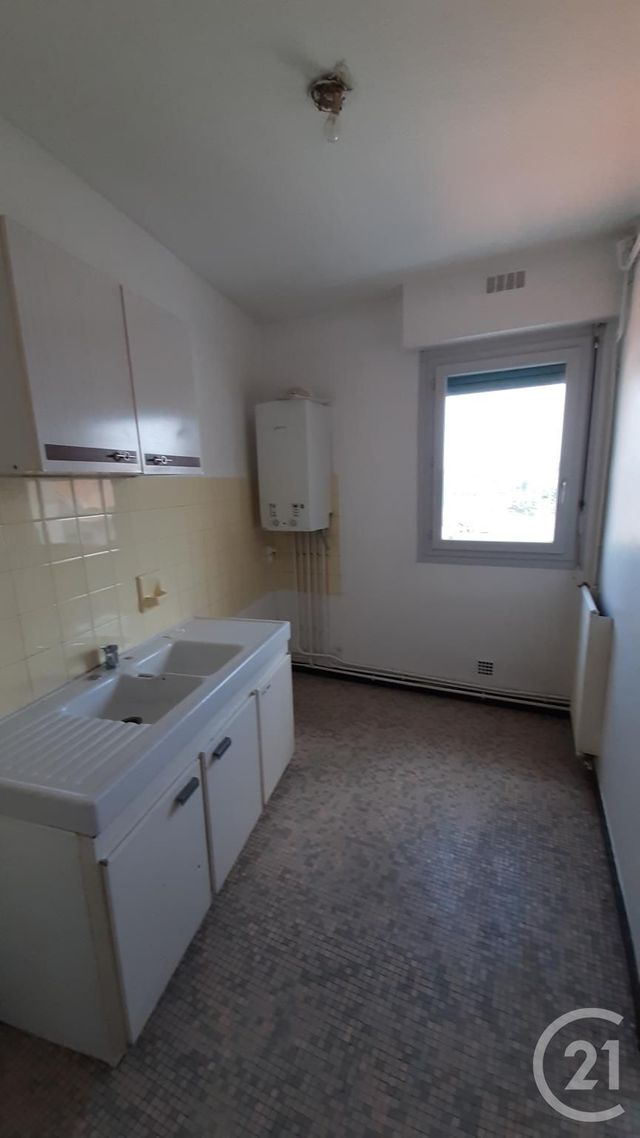 Afficher la photo en grand Appartement T2 à louer - 2 pièces - 43.45 m2 - LANNEMEZAN - 65 - MIDI-PYRENEES - Century 21 Pyrénées Immo