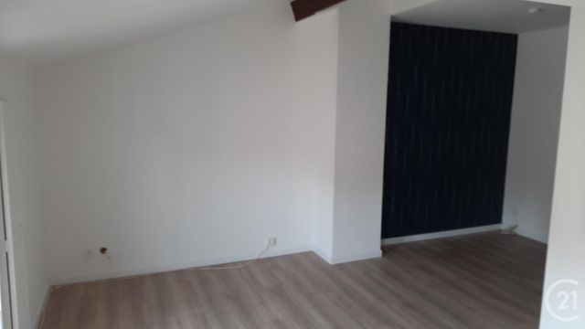 Afficher la photo en grand Appartement à louer - 2 pièces - 32.44 m2 - ST GAUDENS - 31 - MIDI-PYRENEES - Century 21 Pyrénées Immo