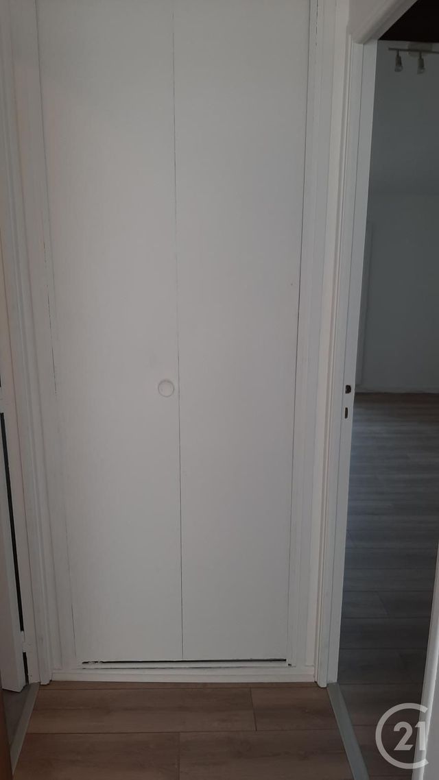 Afficher la photo en grand Appartement à louer - 2 pièces - 32.44 m2 - ST GAUDENS - 31 - MIDI-PYRENEES - Century 21 Pyrénées Immo